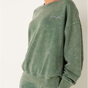 NWOT Victoria Secrets Pull Over